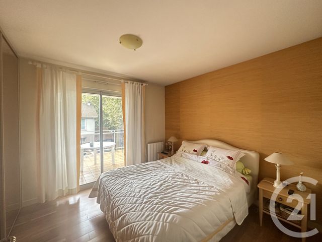 Appartement F3 à vendre - 3 pièces - 60.11 m2 - AULNAY SOUS BOIS - 93 - ILE-DE-FRANCE - Century 21 Dossimmo