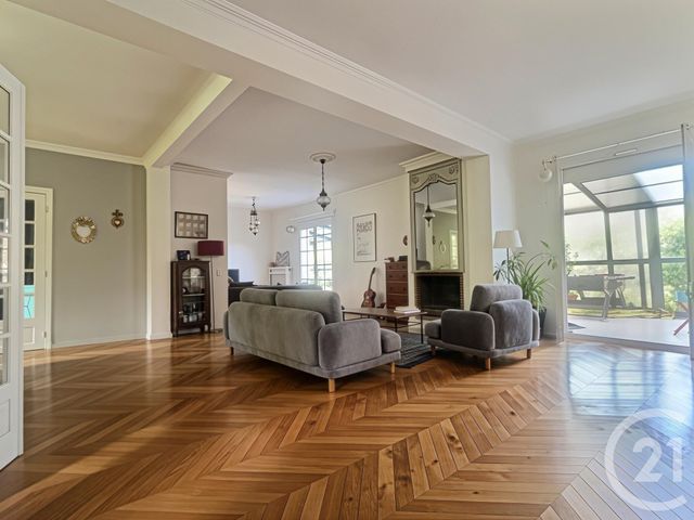 maison à vendre - 8 pièces - 180.0 m2 - AULNAY SOUS BOIS - 93 - ILE-DE-FRANCE - Century 21 Dossimmo