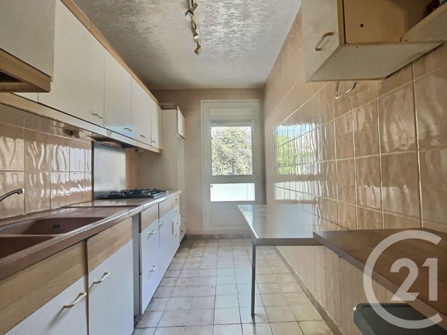 Appartement F4 à vendre - 4 pièces - 68.32 m2 - AULNAY SOUS BOIS - 93 - ILE-DE-FRANCE - Century 21 Dossimmo