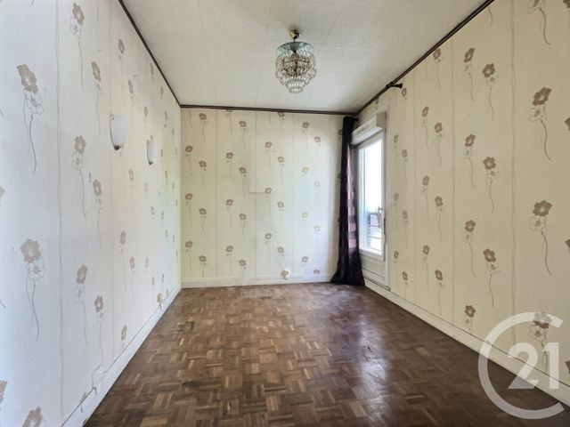 Appartement F4 à vendre - 4 pièces - 68.32 m2 - AULNAY SOUS BOIS - 93 - ILE-DE-FRANCE - Century 21 Dossimmo