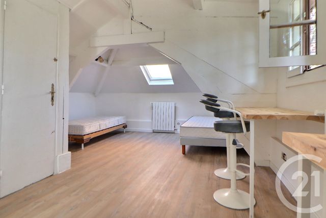 maison à vendre - 7 pièces - 181.07 m2 - AULNAY SOUS BOIS - 93 - ILE-DE-FRANCE - Century 21 Dossimmo
