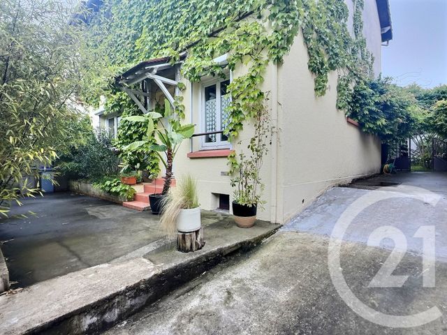 maison à vendre - 5 pièces - 121.57 m2 - AULNAY SOUS BOIS - 93 - ILE-DE-FRANCE - Century 21 Dossimmo