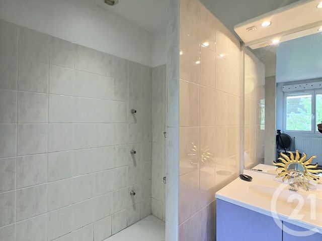 maison à vendre - 5 pièces - 121.57 m2 - AULNAY SOUS BOIS - 93 - ILE-DE-FRANCE - Century 21 Dossimmo