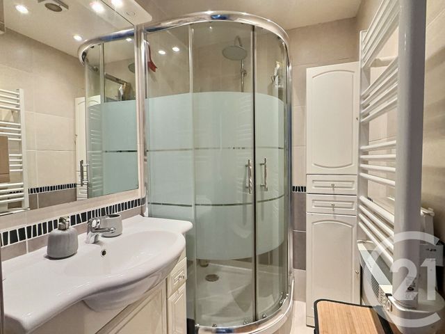 Appartement F3 à vendre - 2 pièces - 45.21 m2 - AULNAY SOUS BOIS - 93 - ILE-DE-FRANCE - Century 21 Dossimmo