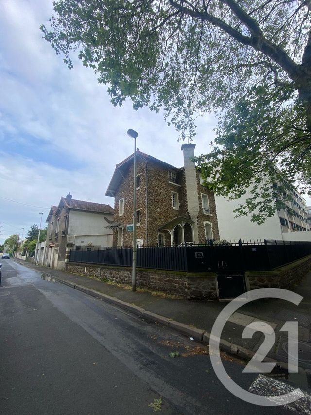 maison à vendre - 6 pièces - 132.74 m2 - AULNAY SOUS BOIS - 93 - ILE-DE-FRANCE - Century 21 Dossimmo