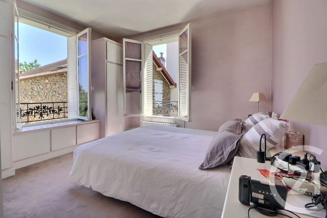 maison à vendre - 6 pièces - 132.74 m2 - AULNAY SOUS BOIS - 93 - ILE-DE-FRANCE - Century 21 Dossimmo