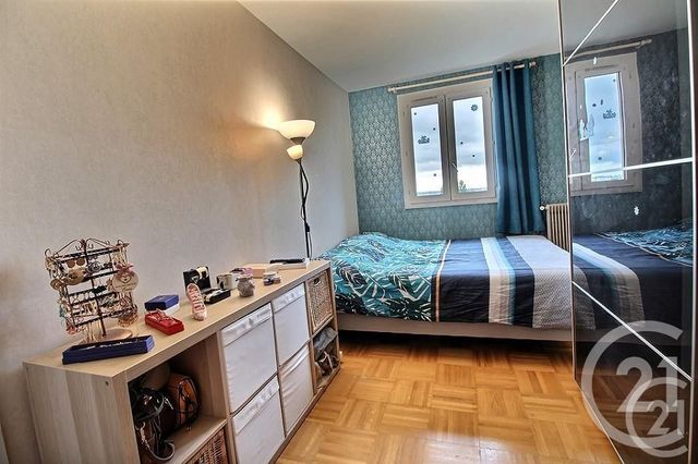 Appartement F2 à vendre - 2 pièces - 48.03 m2 - AULNAY SOUS BOIS - 93 - ILE-DE-FRANCE - Century 21 Dossimmo