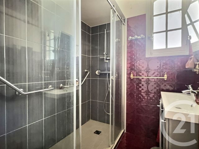 maison à vendre - 7 pièces - 151.92 m2 - AULNAY SOUS BOIS - 93 - ILE-DE-FRANCE - Century 21 Dossimmo