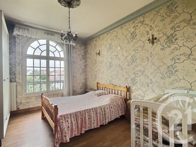 maison à vendre - 7 pièces - 151.92 m2 - AULNAY SOUS BOIS - 93 - ILE-DE-FRANCE - Century 21 Dossimmo