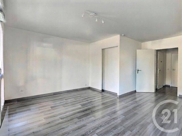 Appartement F1 à vendre - 1 pièce - 33.47 m2 - AULNAY SOUS BOIS - 93 - ILE-DE-FRANCE - Century 21 Dossimmo