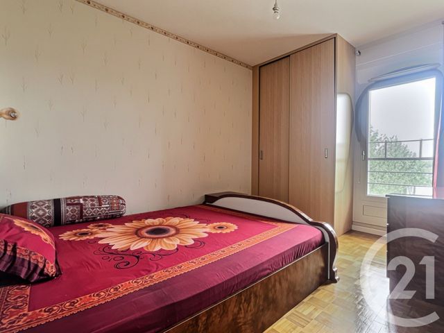 Appartement F4 à vendre - 4 pièces - 68.07 m2 - AULNAY SOUS BOIS - 93 - ILE-DE-FRANCE - Century 21 Dossimmo