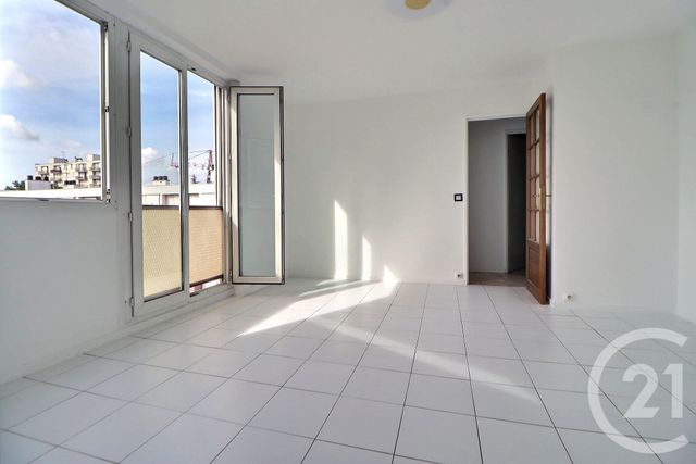 Appartement F2 à vendre - 2 pièces - 38.94 m2 - ROSNY SOUS BOIS - 93 - ILE-DE-FRANCE - Century 21 Dossimmo
