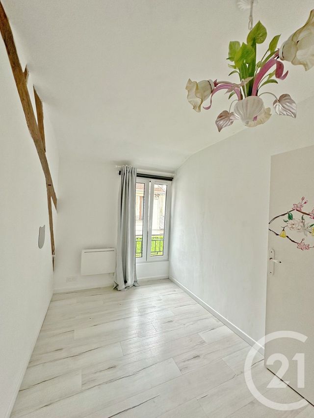 Appartement F2 bis à louer - 2 pièces - 61.06 m2 - LIVRY GARGAN - 93 - ILE-DE-FRANCE - Century 21 Dossimmo