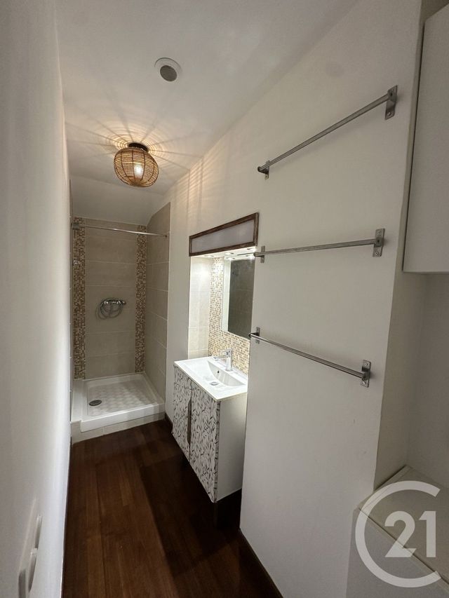Appartement F2 bis à louer - 2 pièces - 61.06 m2 - LIVRY GARGAN - 93 - ILE-DE-FRANCE - Century 21 Dossimmo