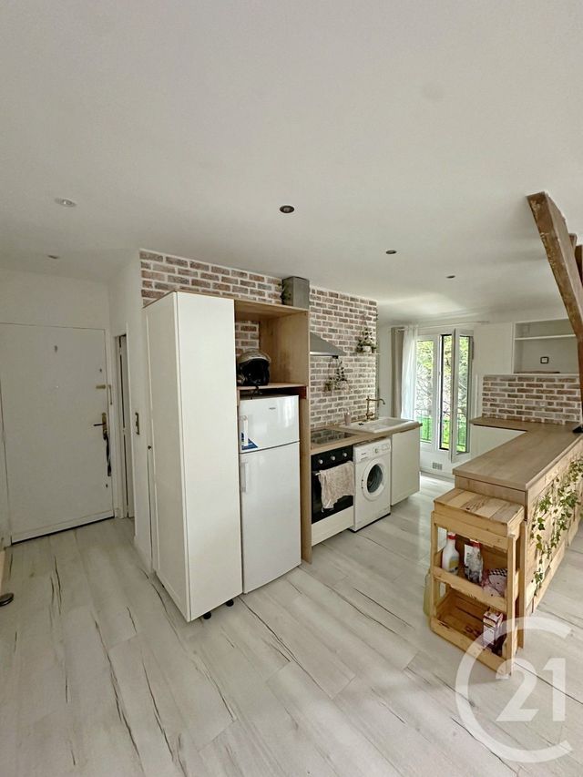 Appartement F2 bis à louer - 2 pièces - 61.06 m2 - LIVRY GARGAN - 93 - ILE-DE-FRANCE - Century 21 Dossimmo