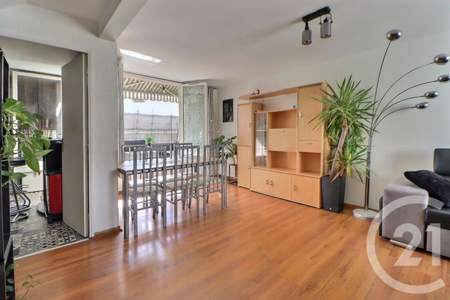Appartement F4 à louer - 4 pièces - 81.2 m2 - AULNAY SOUS BOIS - 93 - ILE-DE-FRANCE - Century 21 Dossimmo