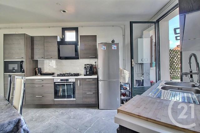 maison à vendre - 4 pièces - 94.58 m2 - AULNAY SOUS BOIS - 93 - ILE-DE-FRANCE - Century 21 Dossimmo